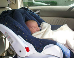 Малыш и автомобиль. Правила безопасности